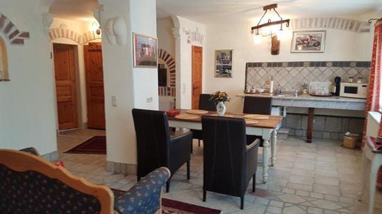 Domizil Hotel Dueren "Kastanienhof" المظهر الخارجي الصورة